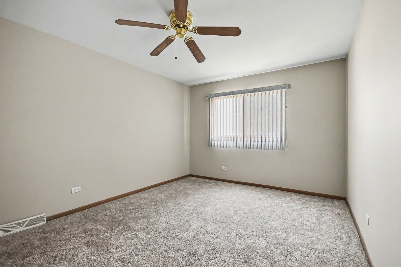 4029 N Grant Street, Westmont, IL 60559