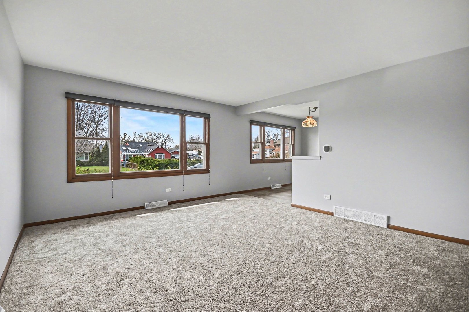 4029 N Grant Street, Westmont, IL 60559