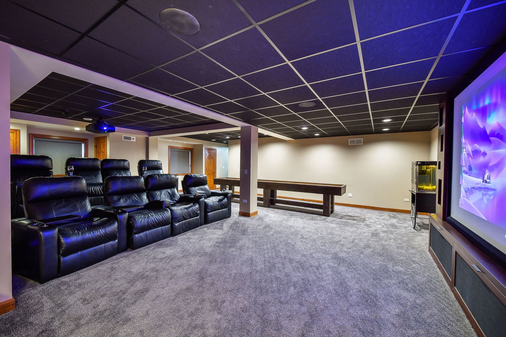 2009 MacKenzie Place #2009, Wheaton, IL 60187