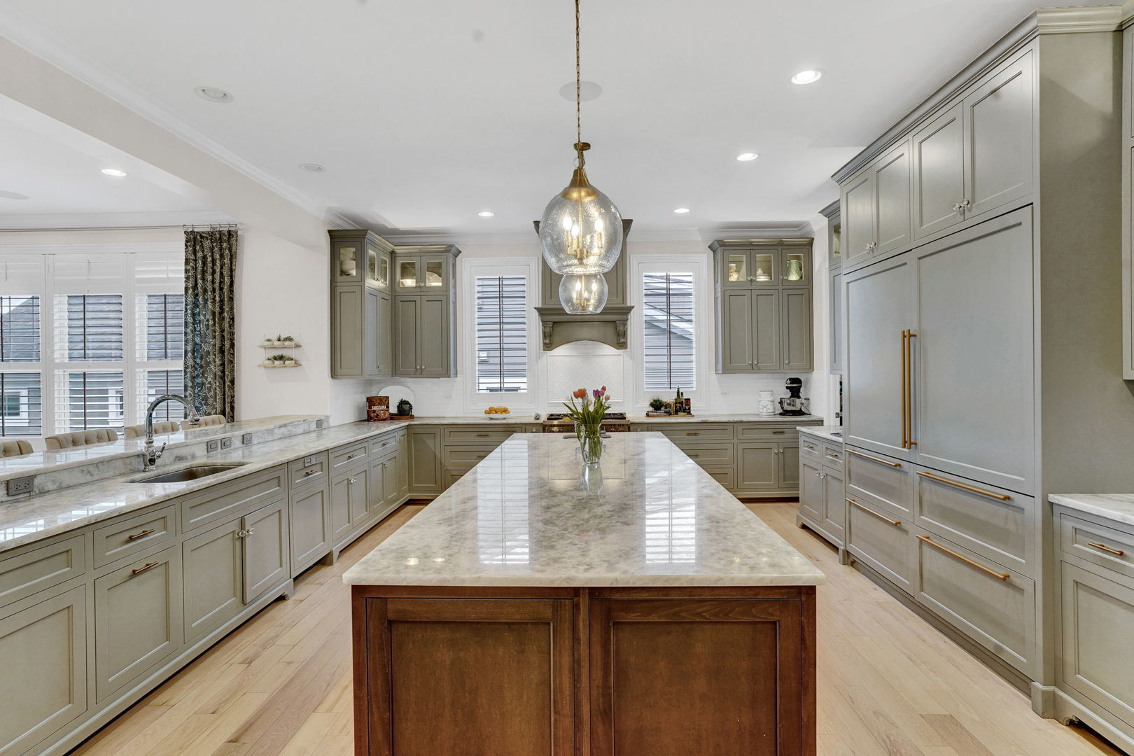 1428 Calcutta Lane, Naperville, IL 60563