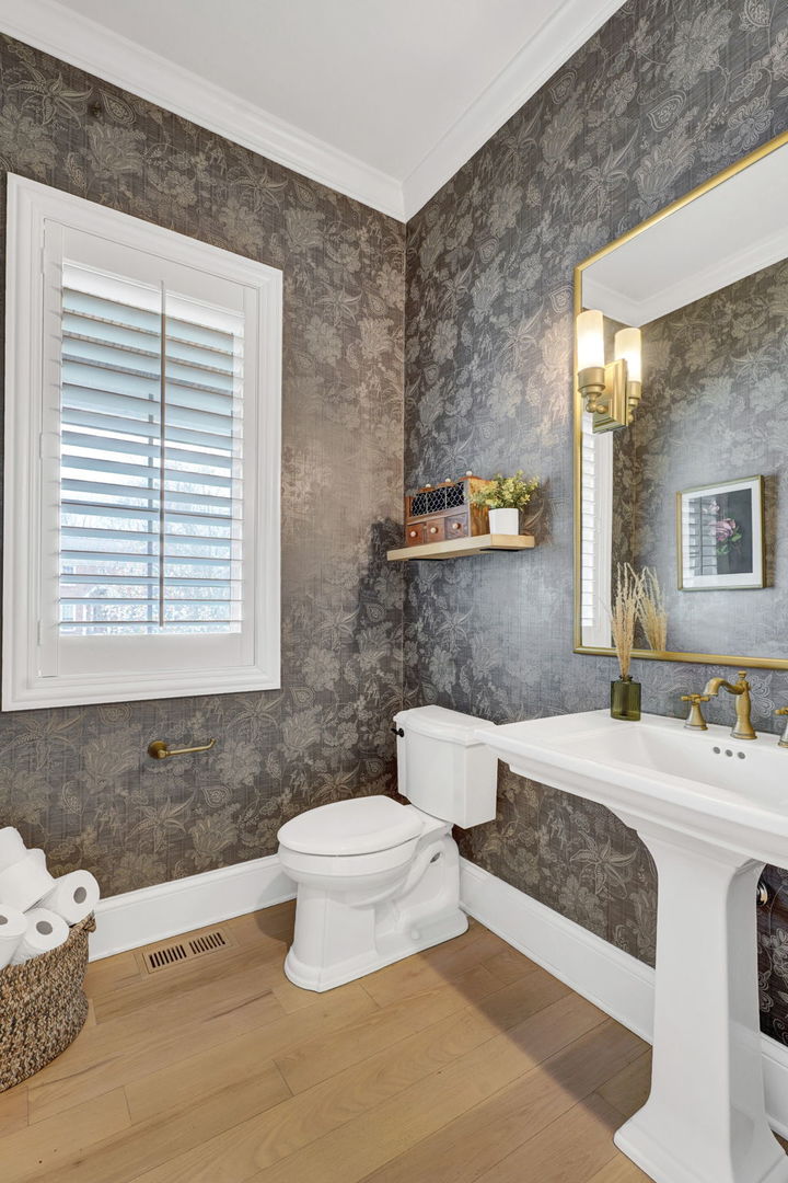 1428 Calcutta Lane, Naperville, IL 60563