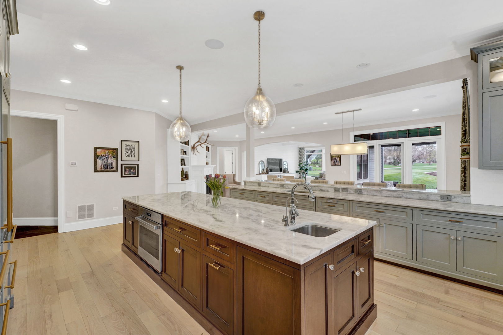 1428 Calcutta Lane, Naperville, IL 60563