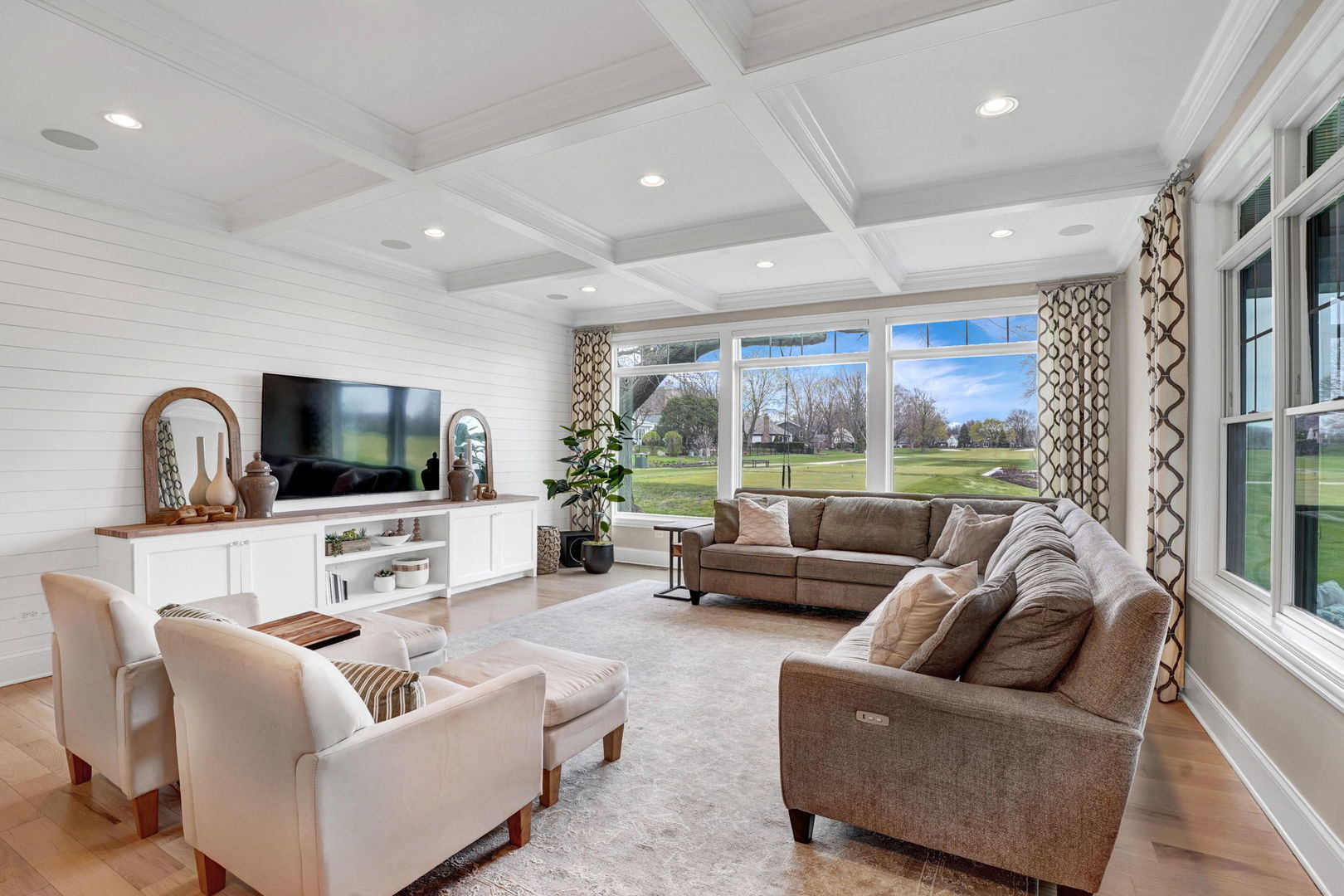 1428 Calcutta Lane, Naperville, IL 60563