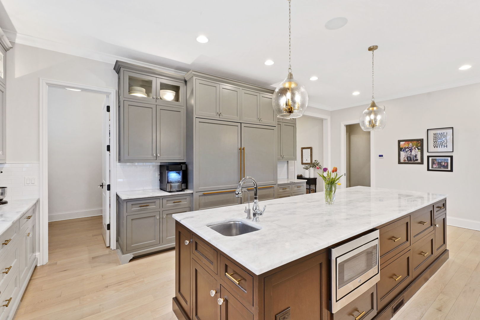 1428 Calcutta Lane, Naperville, IL 60563