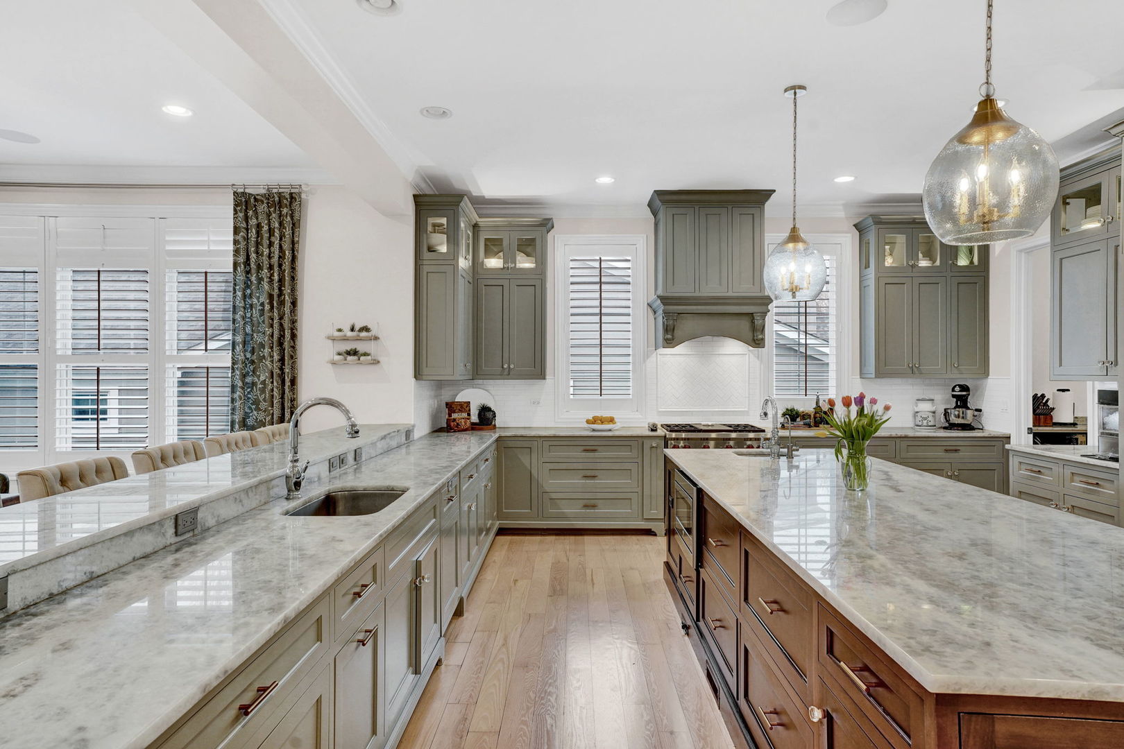 1428 Calcutta Lane, Naperville, IL 60563