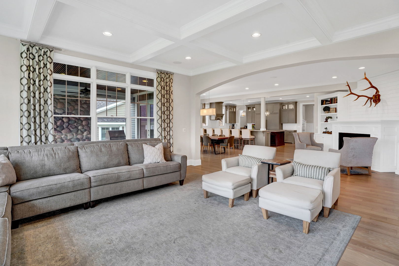 1428 Calcutta Lane, Naperville, IL 60563