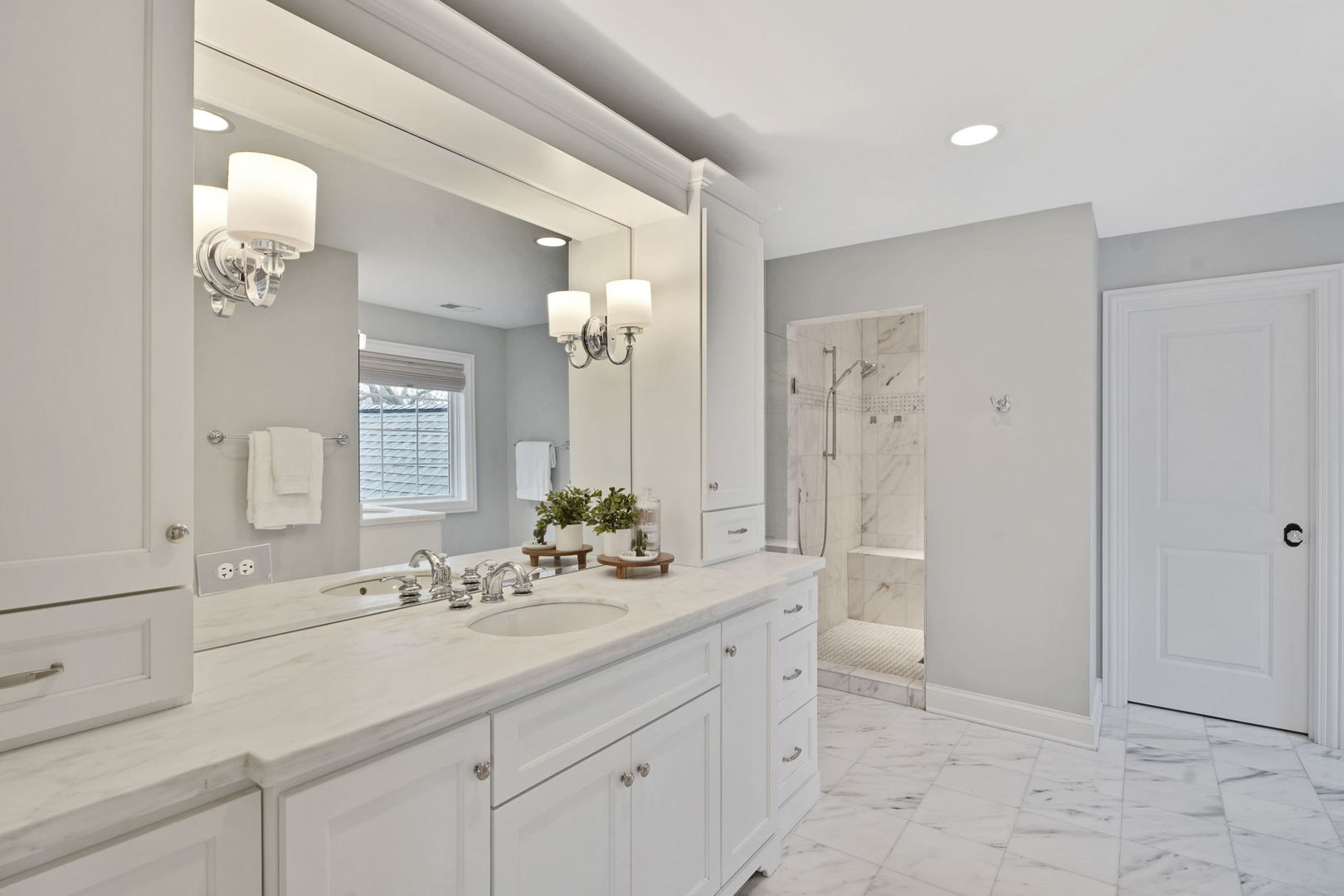 1428 Calcutta Lane, Naperville, IL 60563