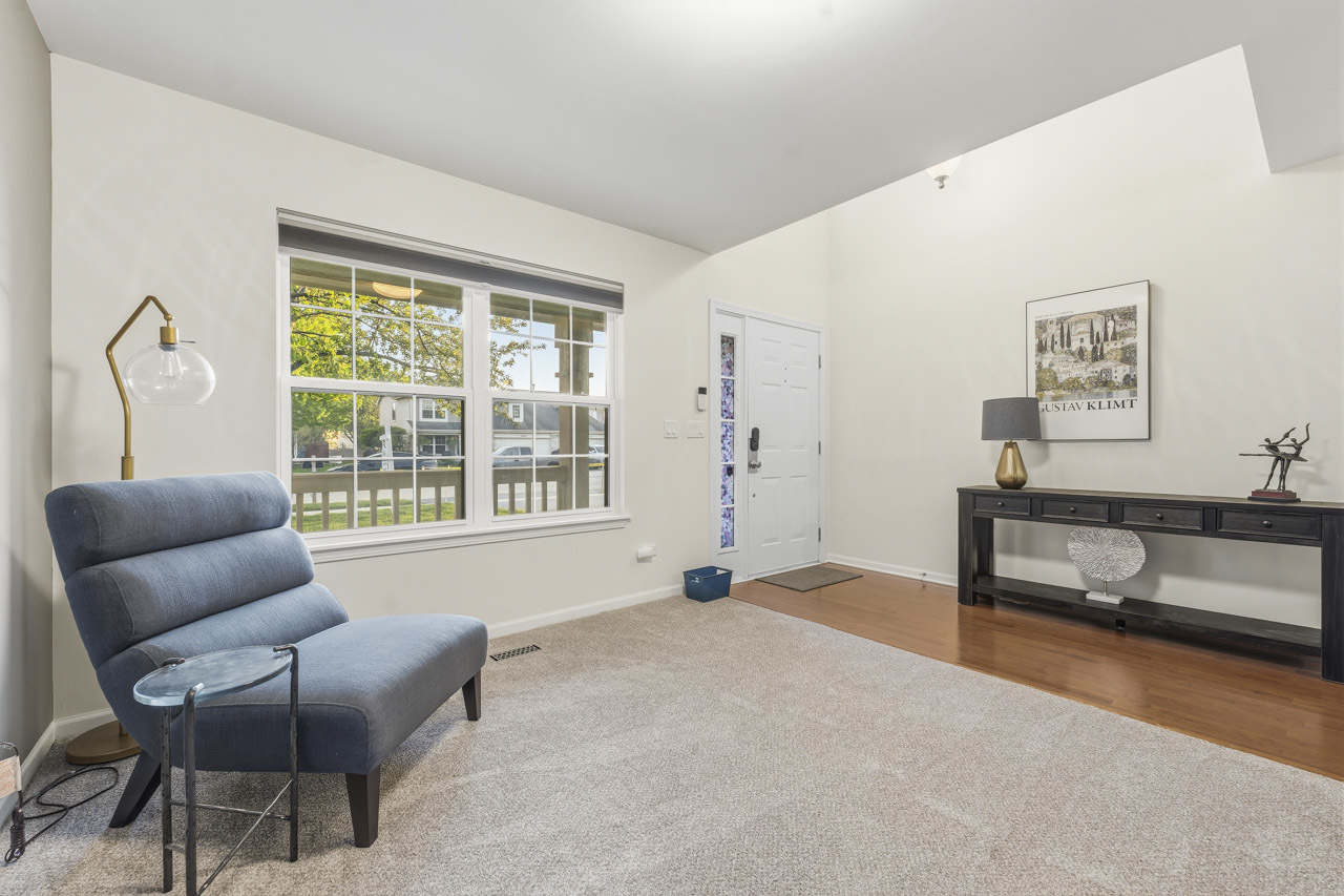 21430 Carlton Street, Crest Hill, IL 60403