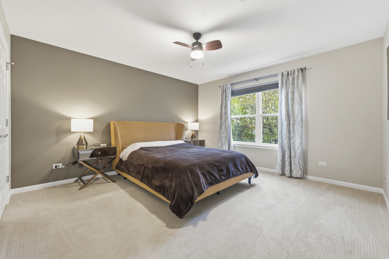 21430 Carlton Street, Crest Hill, IL 60403