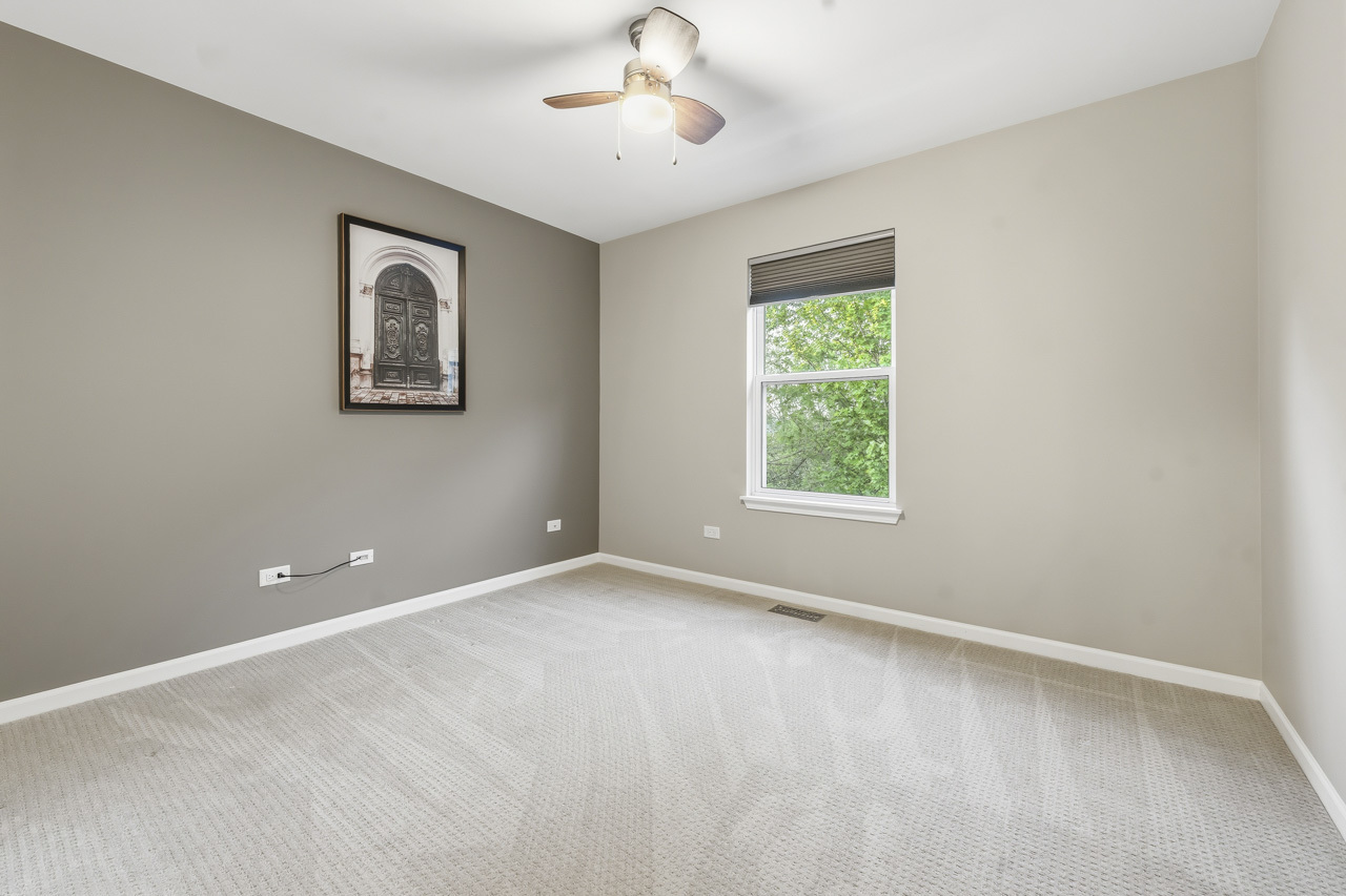 21430 Carlton Street, Crest Hill, IL 60403