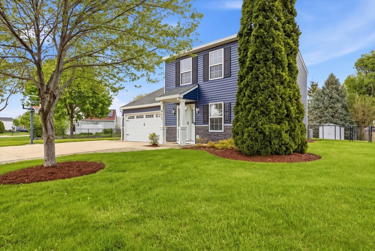 625 Fairview Lane, South Elgin, IL 60177