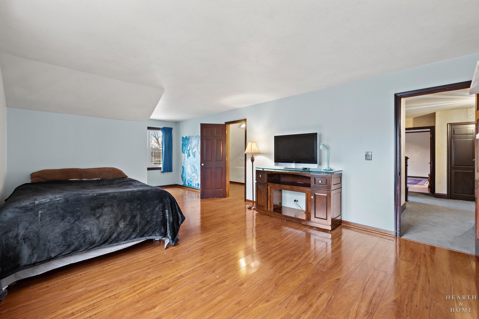 1630 Castaway Court, Hoffman Estates, IL 60010