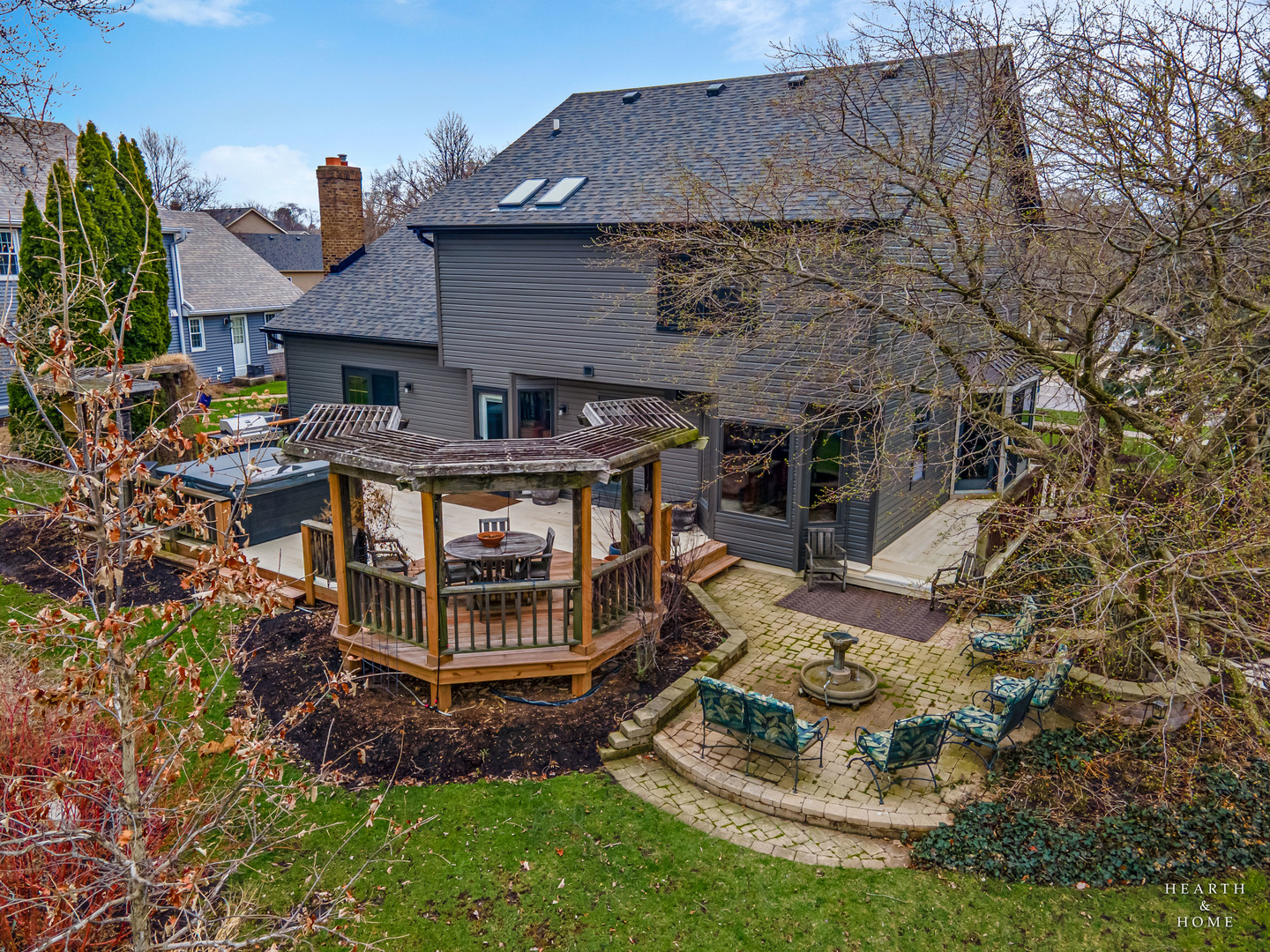 1630 Castaway Court, Hoffman Estates, IL 60010