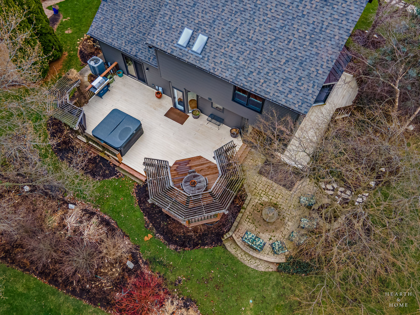 1630 Castaway Court, Hoffman Estates, IL 60010