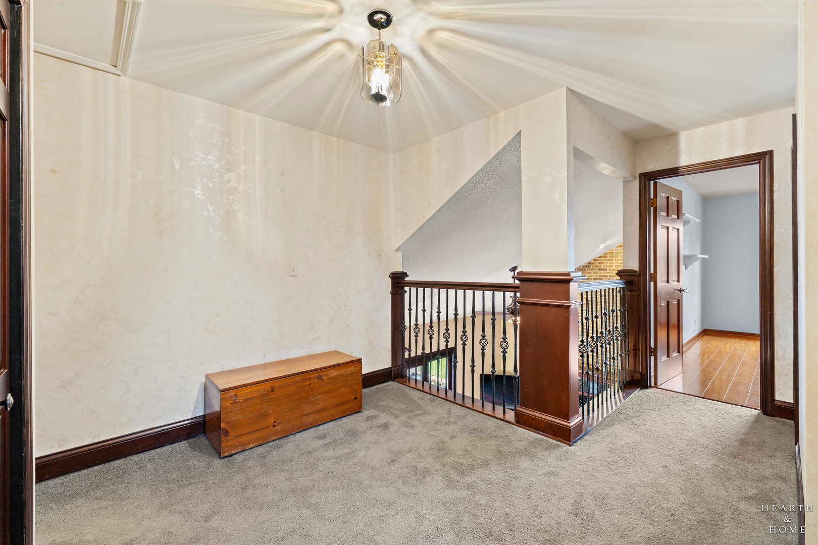 1630 Castaway Court, Hoffman Estates, IL 60010