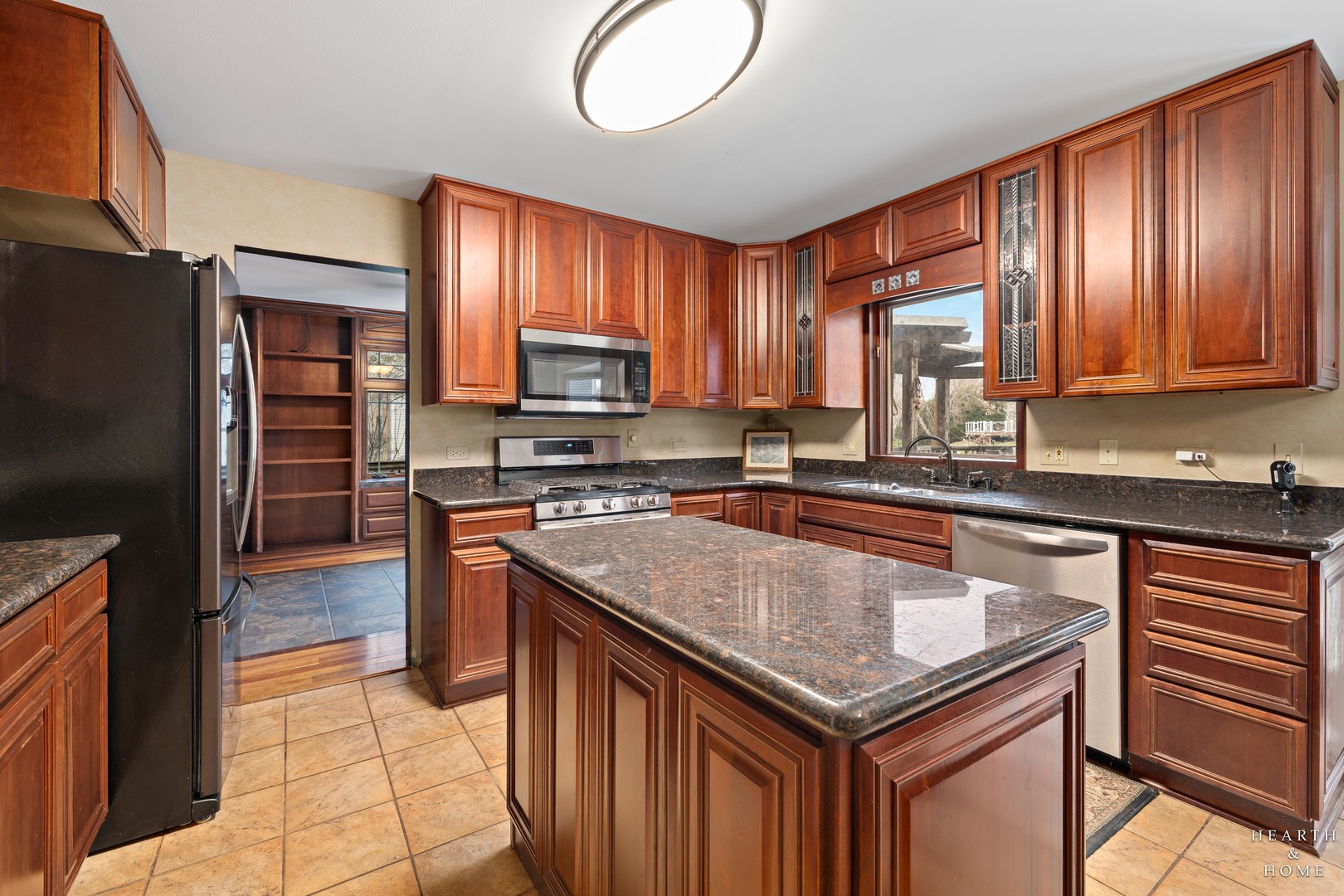 1630 Castaway Court, Hoffman Estates, IL 60010