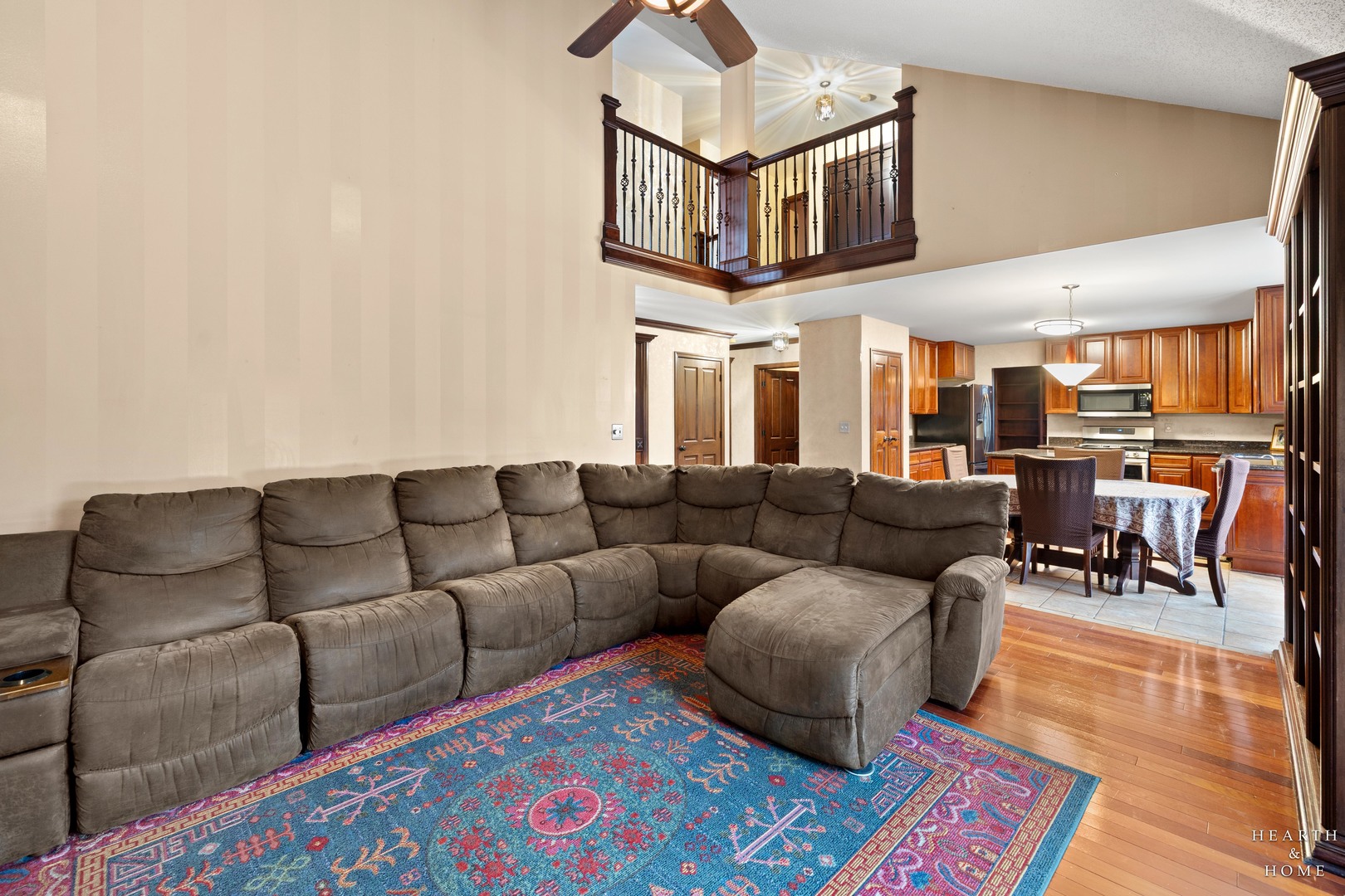 1630 Castaway Court, Hoffman Estates, IL 60010