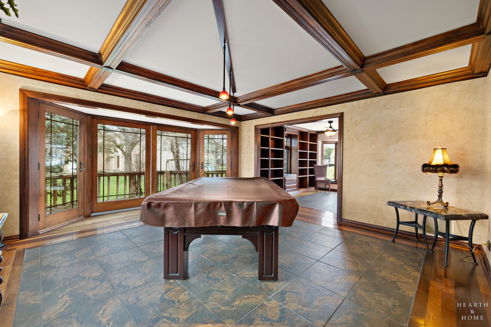 1630 Castaway Court, Hoffman Estates, IL 60010