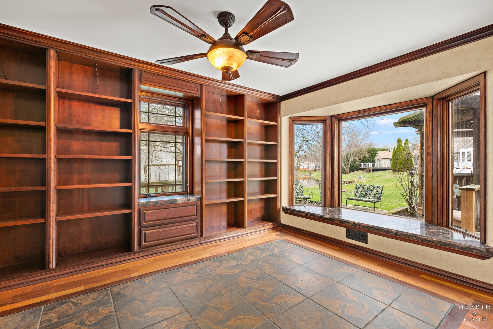 1630 Castaway Court, Hoffman Estates, IL 60010