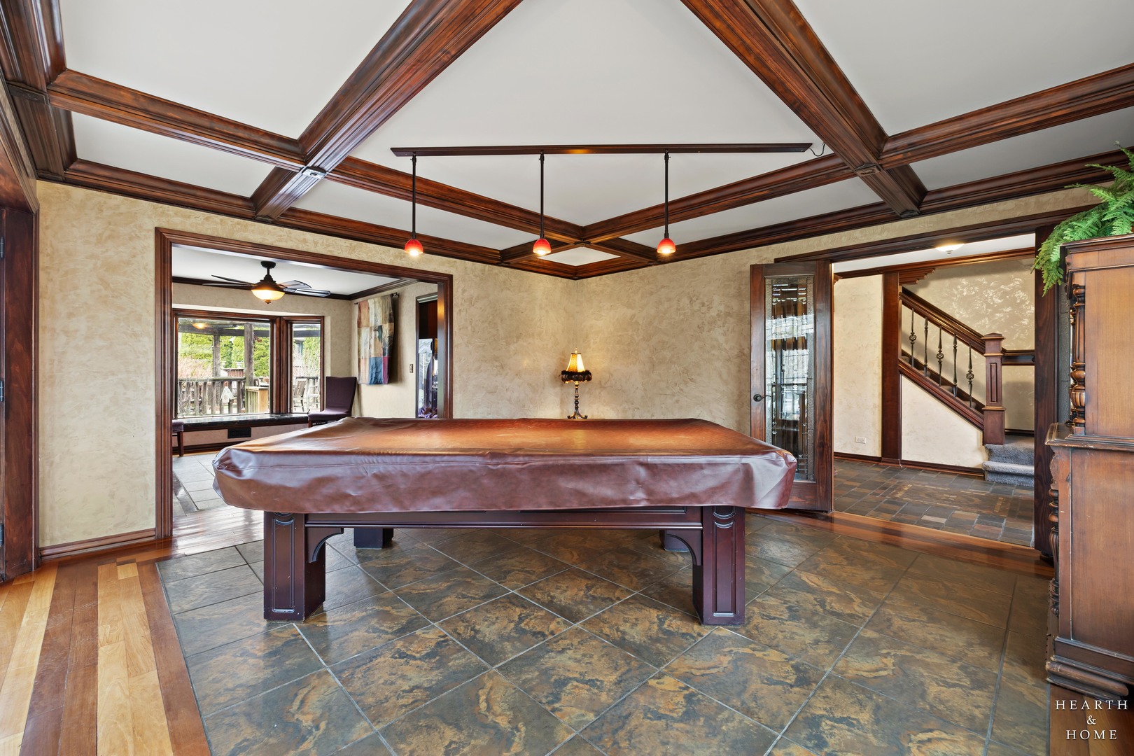 1630 Castaway Court, Hoffman Estates, IL 60010