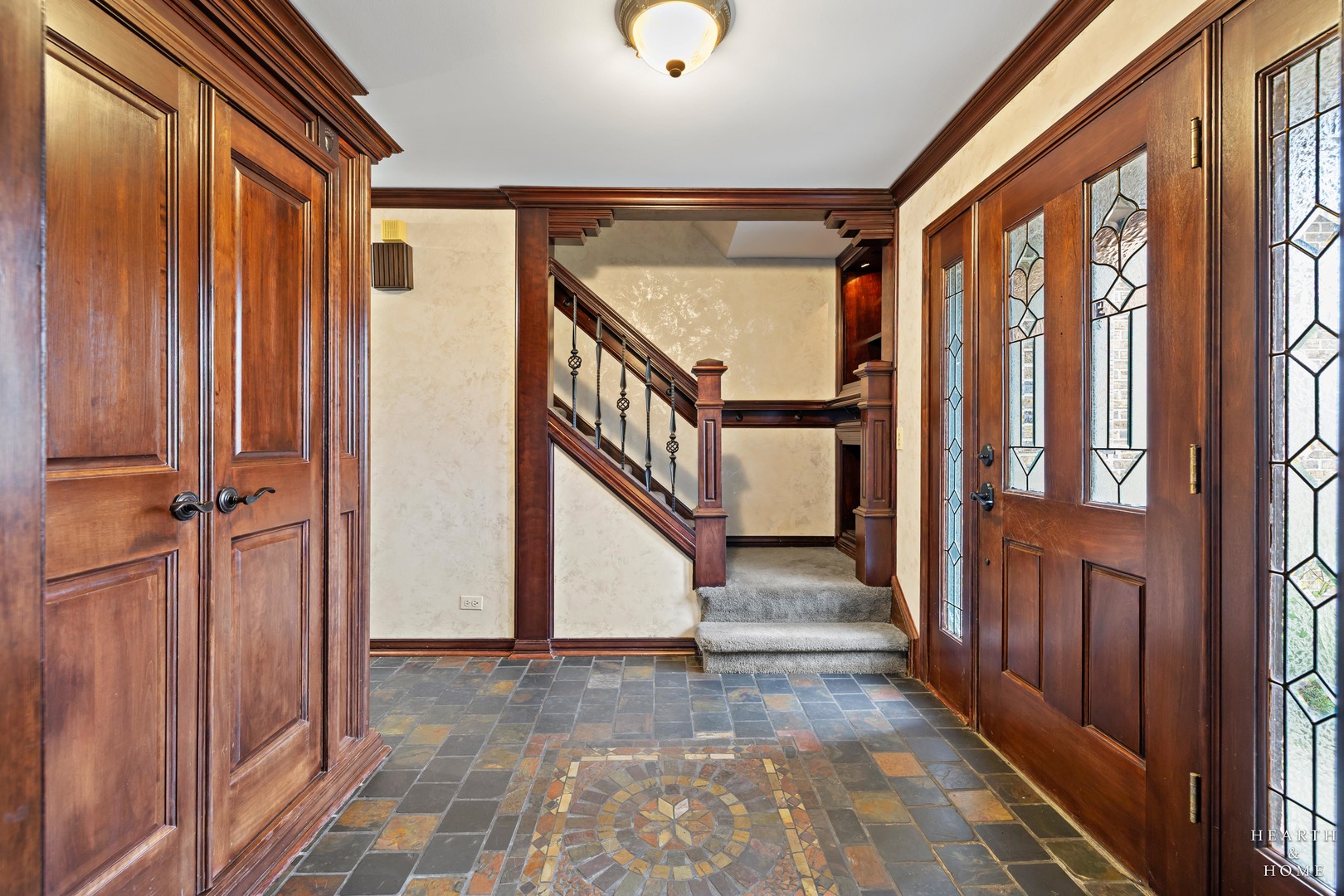 1630 Castaway Court, Hoffman Estates, IL 60010