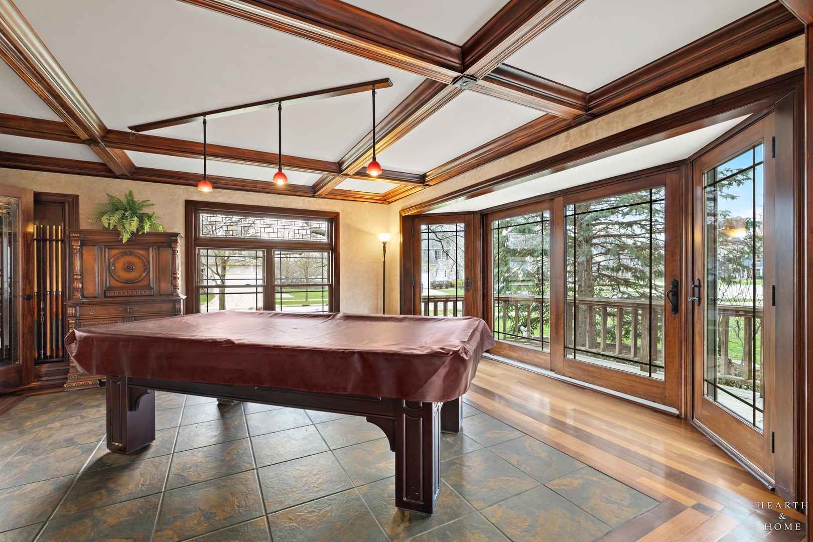 1630 Castaway Court, Hoffman Estates, IL 60010