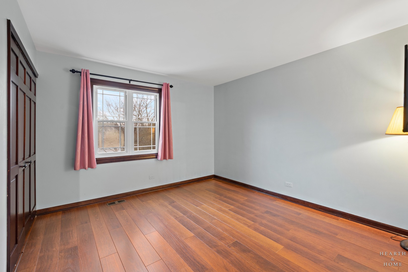 1630 Castaway Court, Hoffman Estates, IL 60010