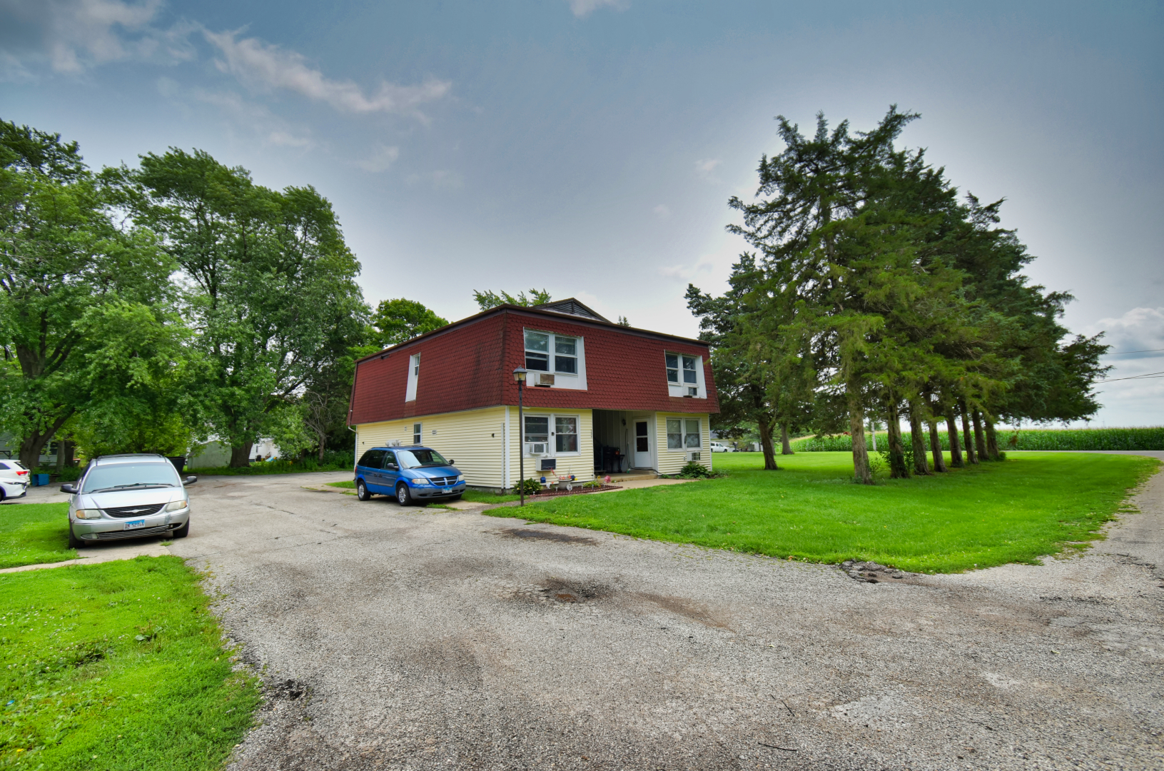 201-207 S Maple Street, Toluca, IL 61369