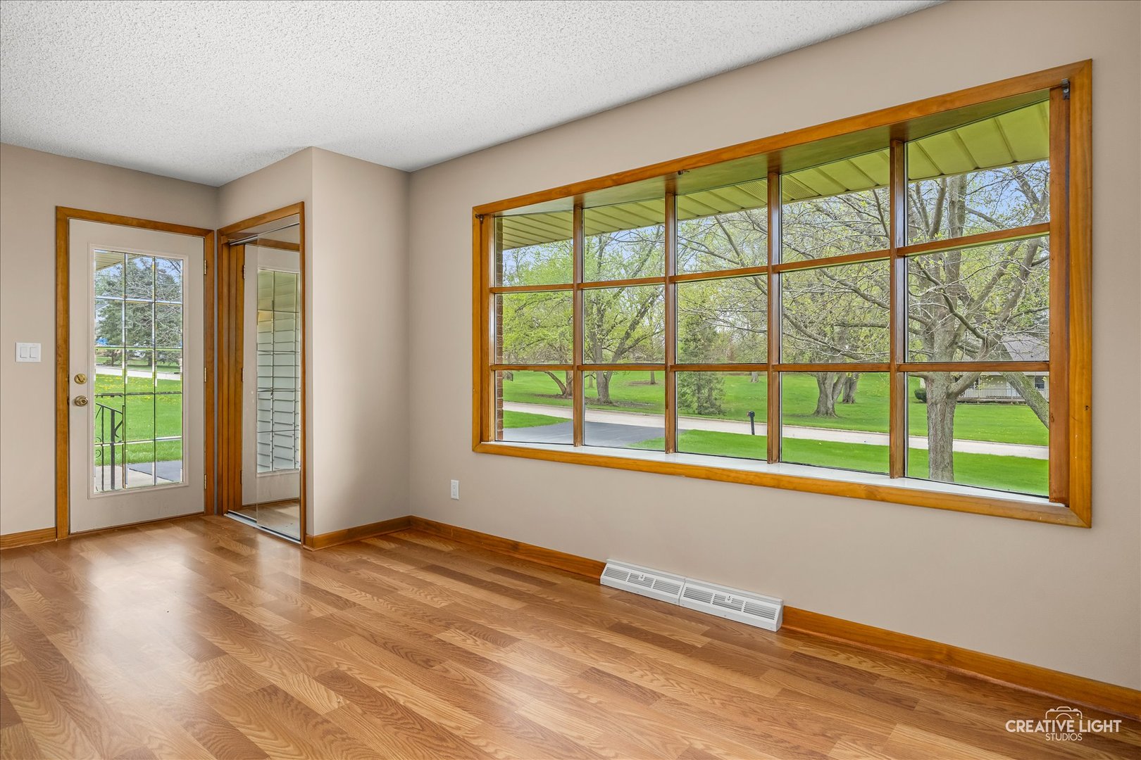 70 Highview Drive, Yorkville, IL 60560