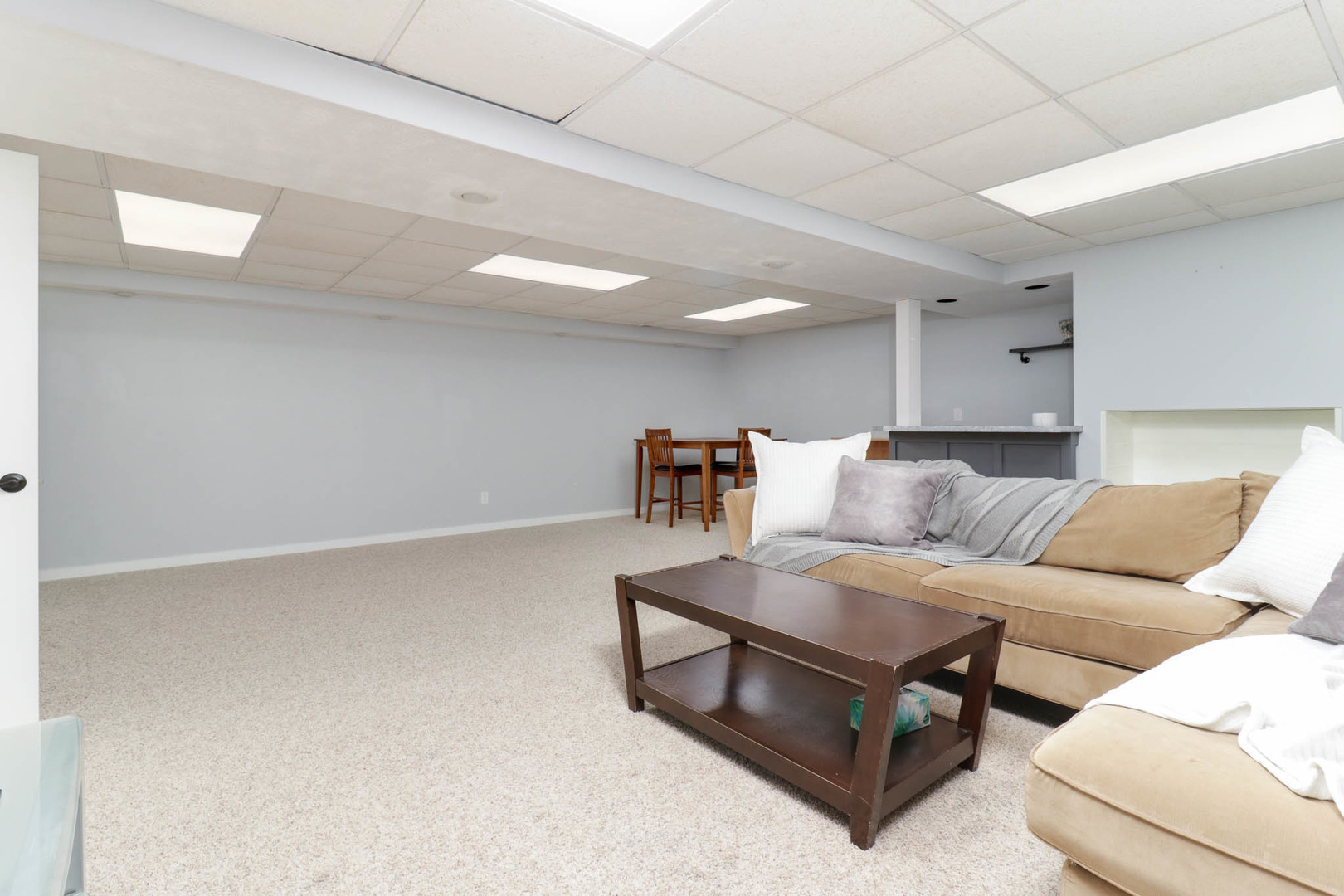 8989 Tamarac Way, Bloomington, IL 61705