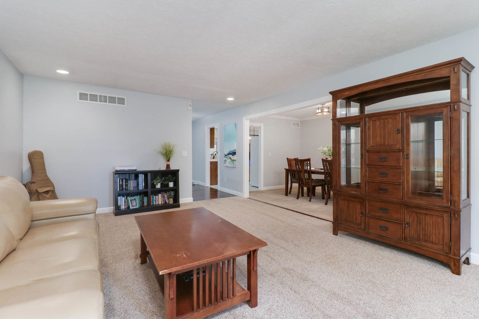 8989 Tamarac Way, Bloomington, IL 61705