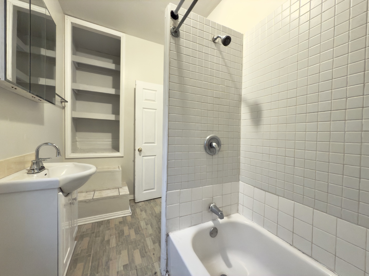 1200 Ada Street, Joliet, IL 60432