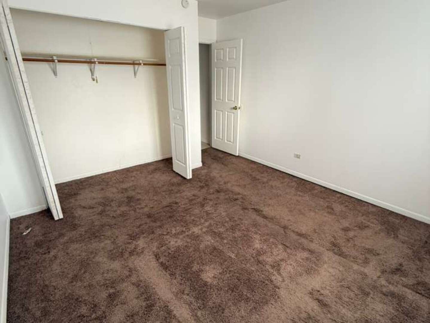 8108 WATERBURY Court #407, Woodridge, IL 60517