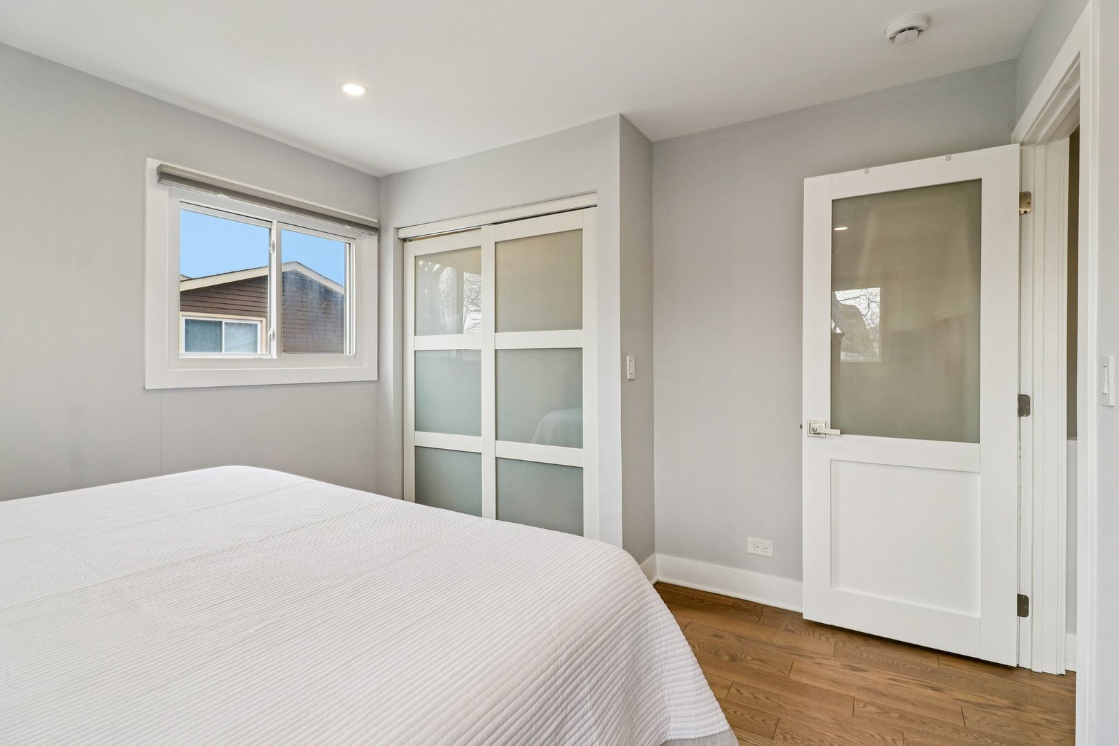 9262 N Woodland Drive, Niles, IL 60714