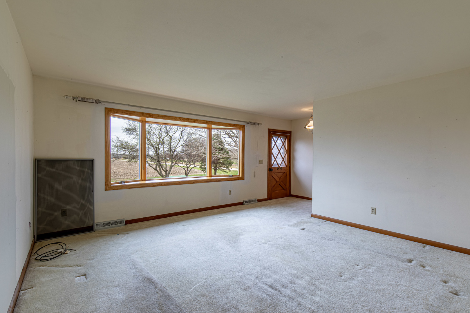 19332 1950 East Street, Princeton, IL 61356