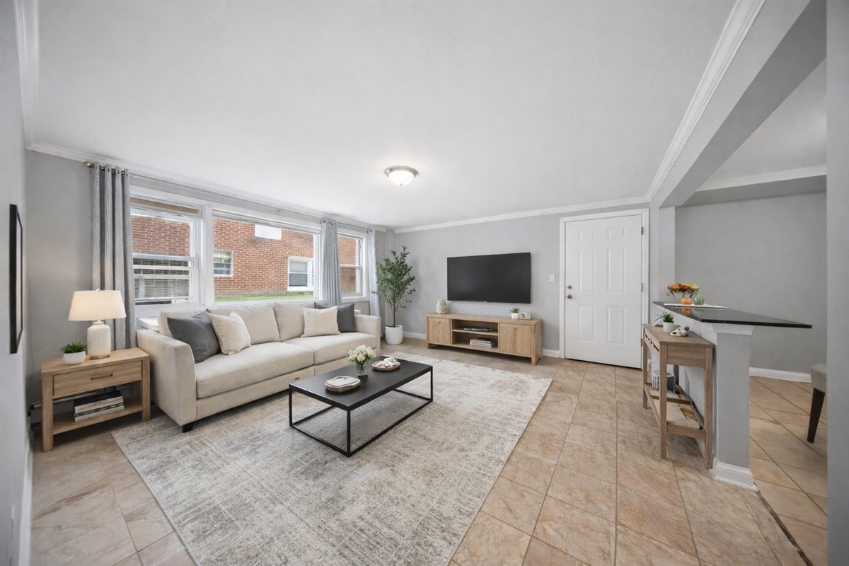 10105 Hartford Court #GB, Schiller Park, IL 60176