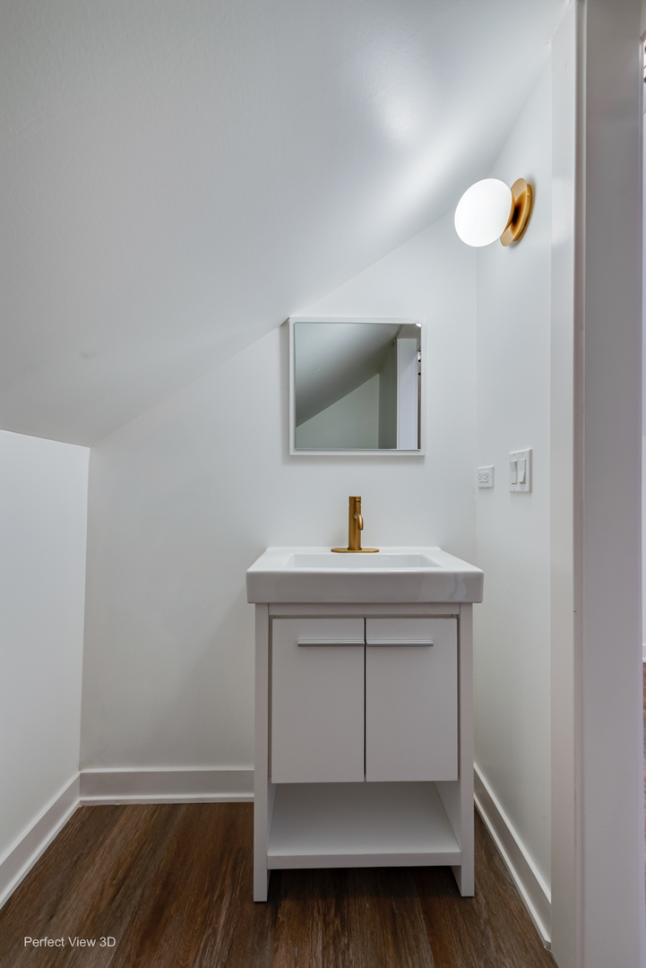 318 W 112th Street, Chicago, IL 60628