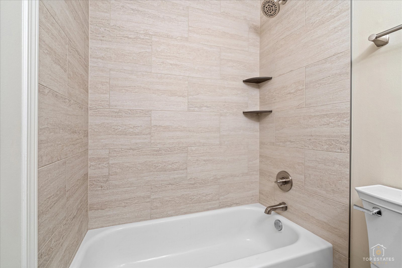 1427 Sutton Court #1427, Vernon Hills, IL 60061