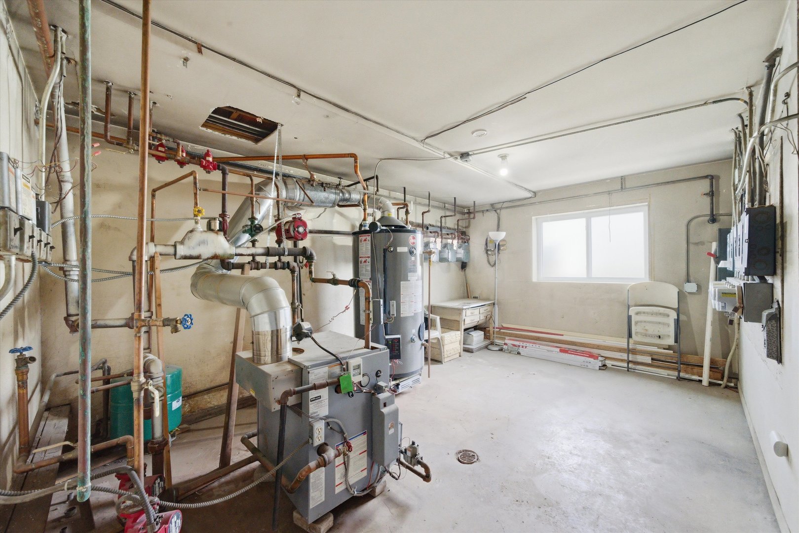 7412 W 63rd Place, Summit, IL 60501