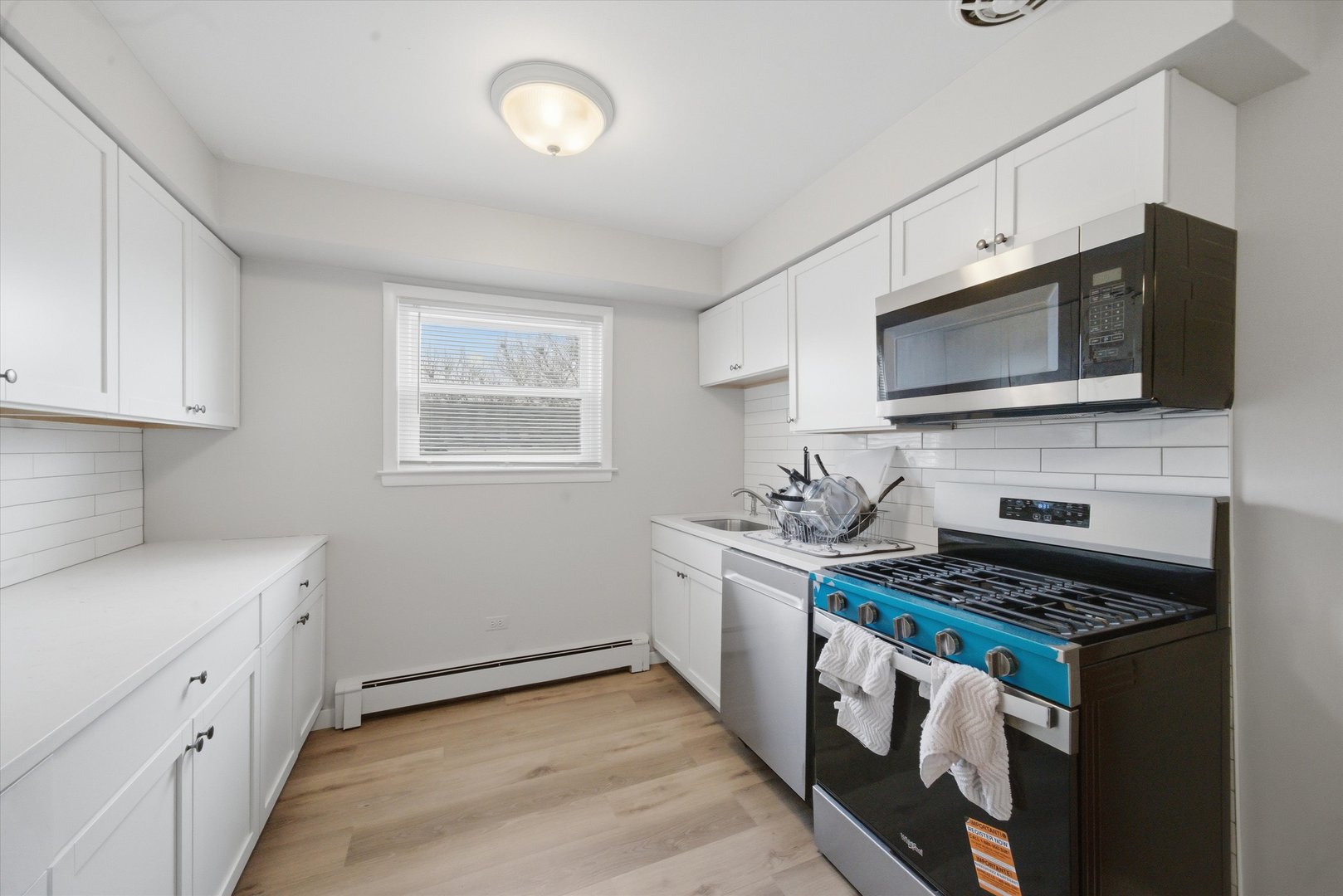 7412 W 63rd Place, Summit, IL 60501