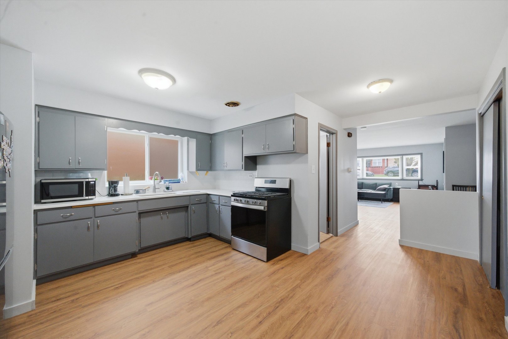 7412 W 63rd Place, Summit, IL 60501