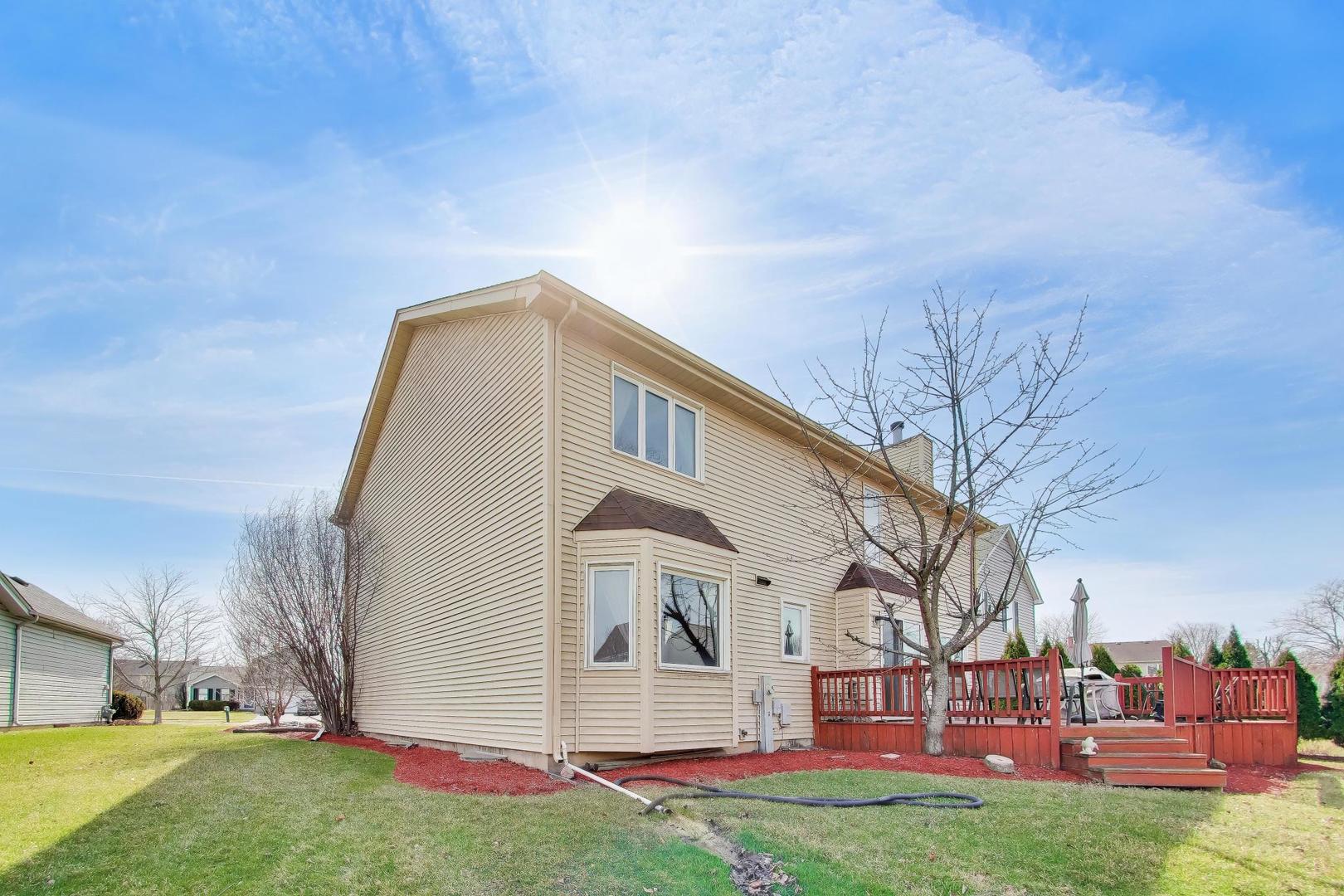 1075 Longford Road, Bartlett, IL 60103