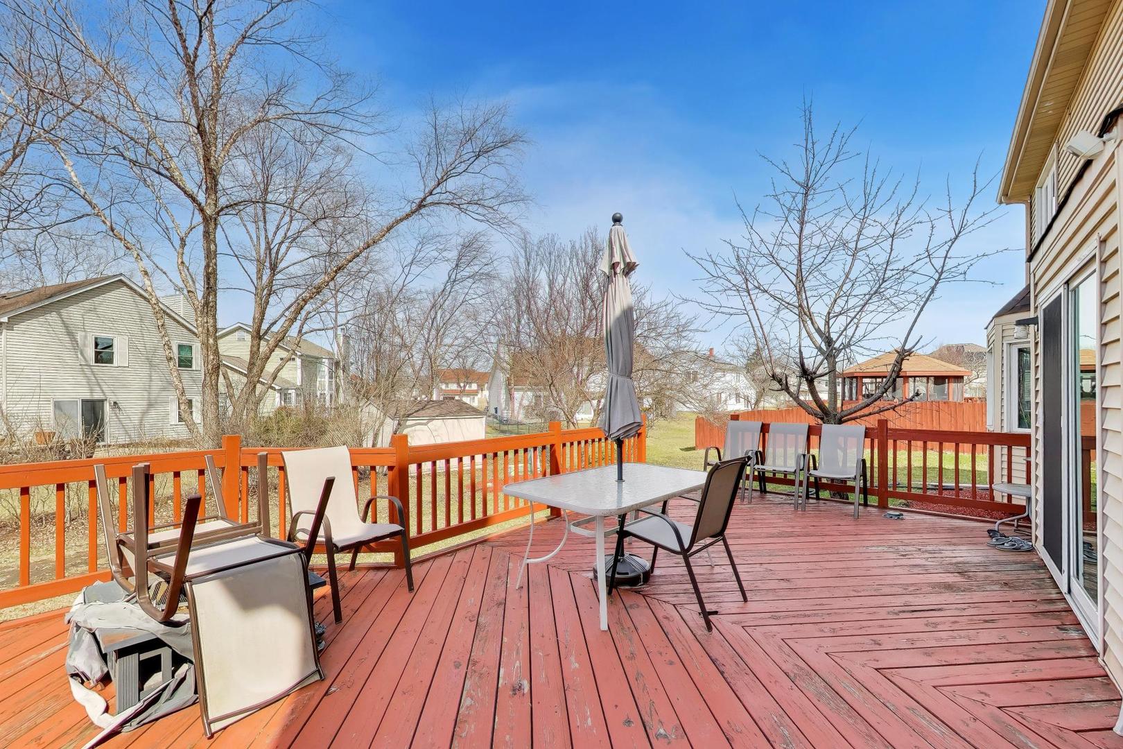 1075 Longford Road, Bartlett, IL 60103