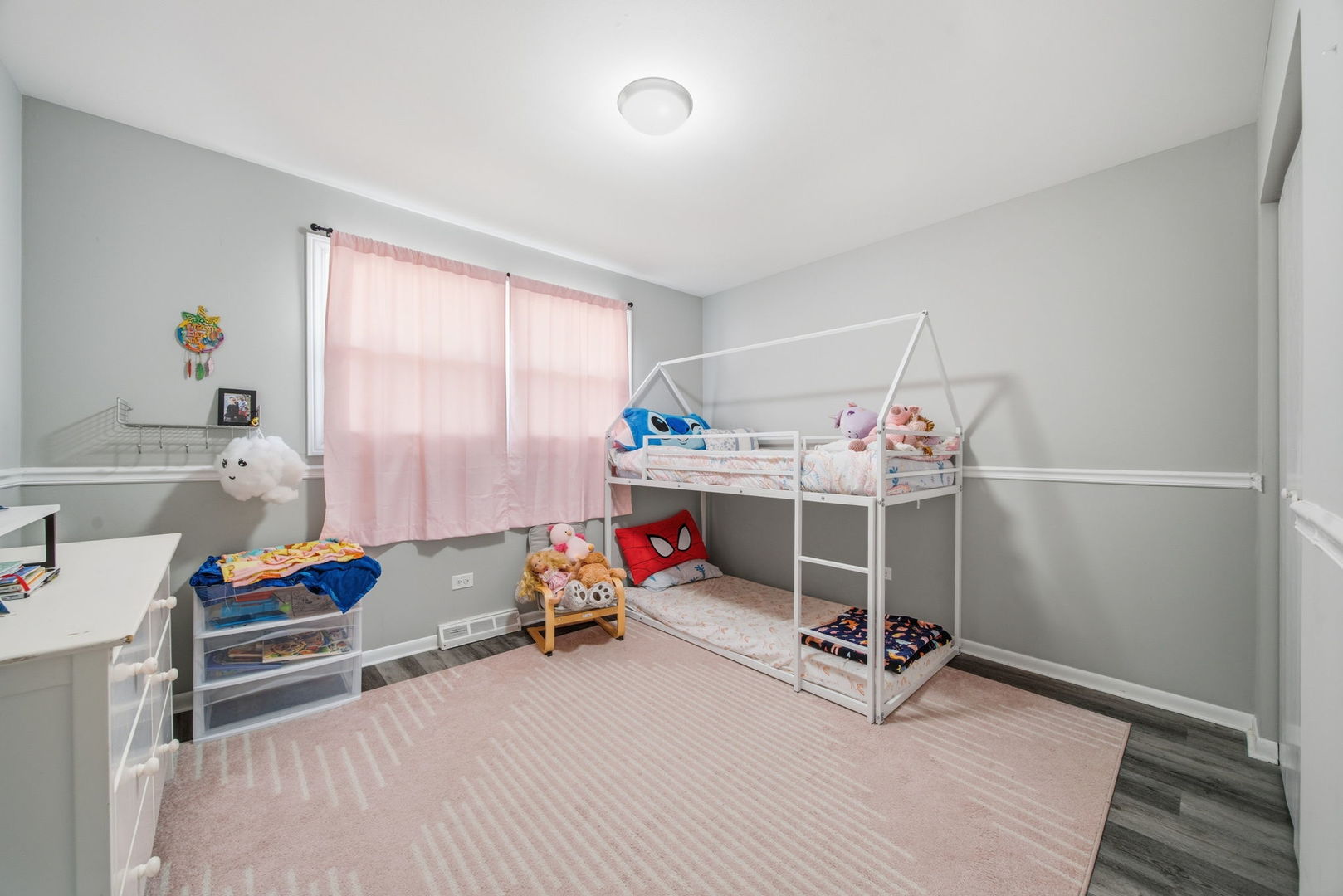 16740 Forest Avenue, Oak Forest, IL 60452