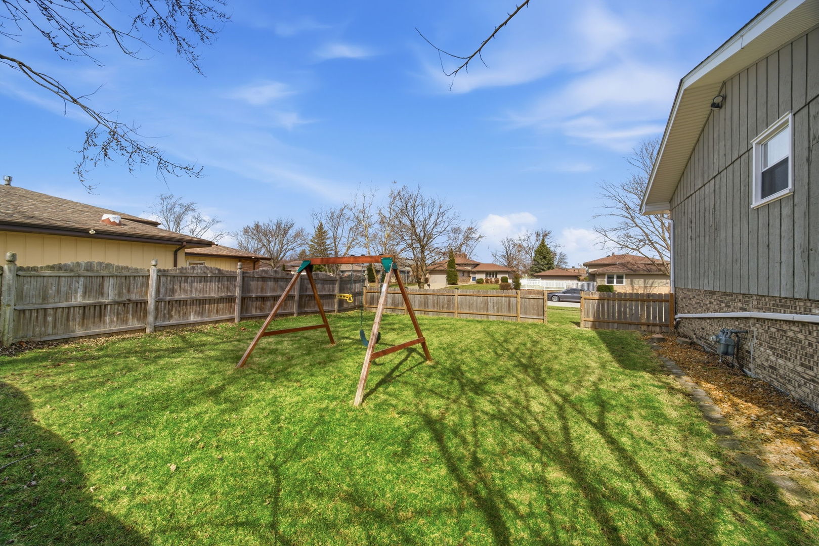 16740 Forest Avenue, Oak Forest, IL 60452