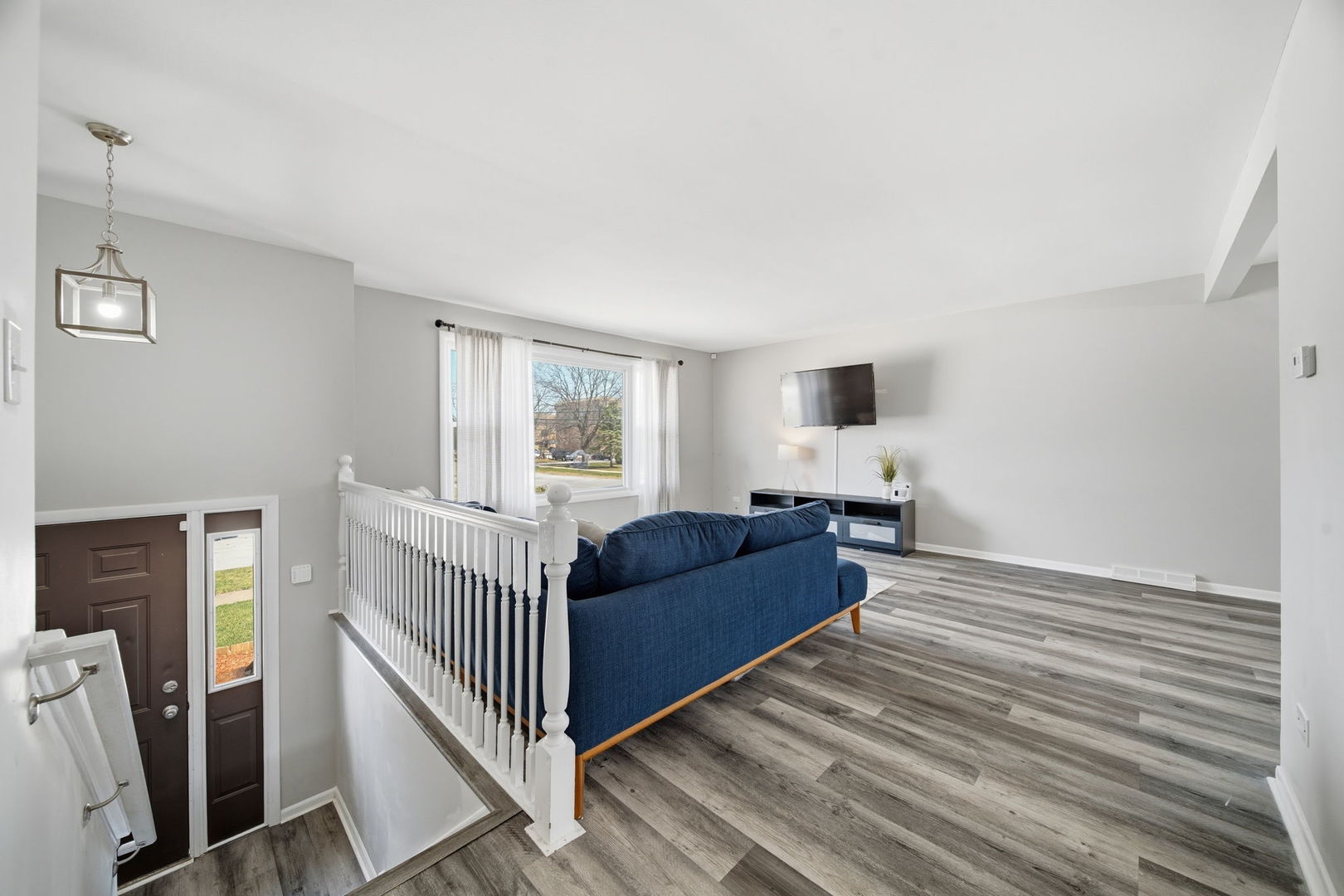 16740 Forest Avenue, Oak Forest, IL 60452