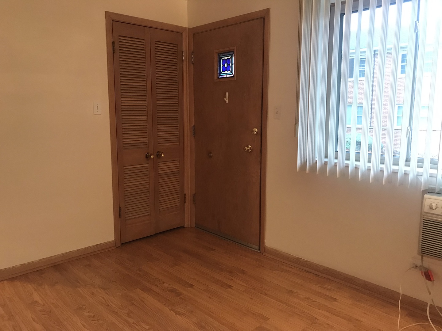 1425 W Touhy Avenue #103, Park Ridge, IL 60068