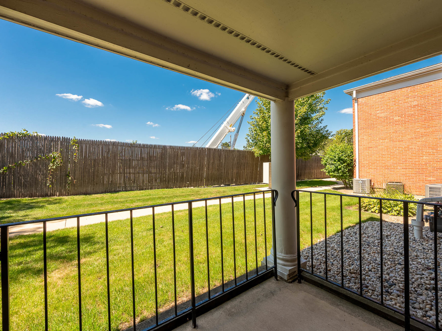 530 Shorely Drive #104, Barrington, IL 60010