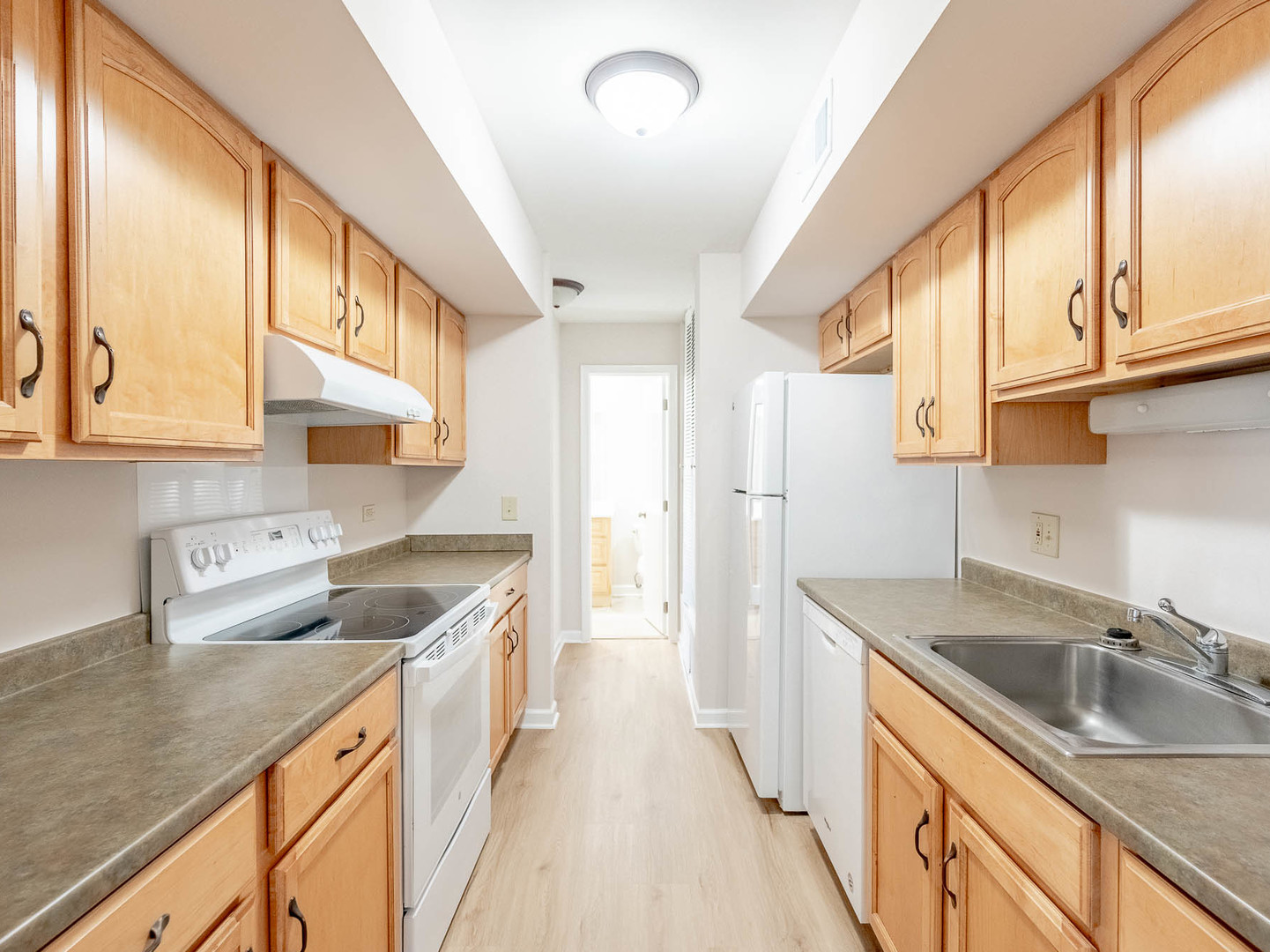 530 Shorely Drive #104, Barrington, IL 60010