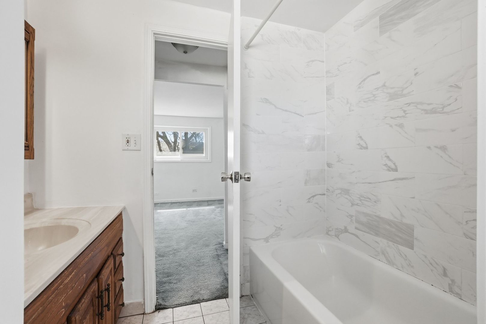 18W274 Kirkland Lane, Villa Park, IL 60181